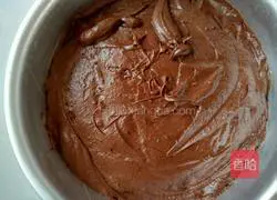 Classic Chocolate Cake Recipe Illustration 13