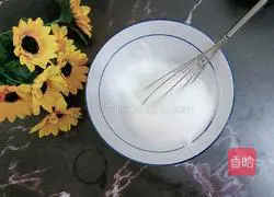 Almond Illustration of how to make shrimp balls 11