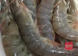 Golden Anchovy Shrimp Recipe Illustration 1