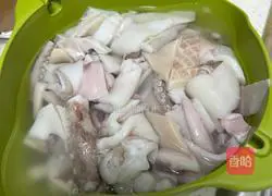 Illustration of how to make stir-fried squid 1