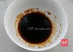 Illustration of how to make garlic-fried meat slices 4