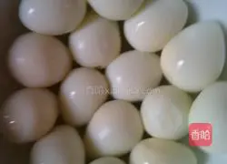 Illustration of how to make the pearl in the palm 1