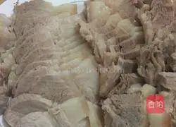 Lotus root twice-cooked pork recipe 3