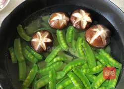 Illustration of Spicy Grit Shrimp Recipe 3