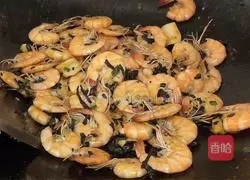 Illustration of how to make tea-flavored shrimps 10