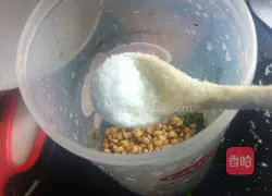 Illustration of how to make seafood pasta 7