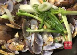 Illustration of how to make fried scallops with mushroom sauce 7