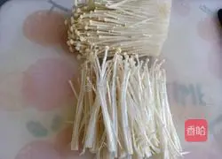 Illustration of how to make sour soup casserole meatballs 2