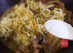 Illustration of how to make goose stewed with pickled cabbage 13