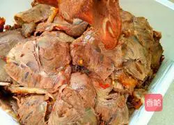 Illustration of how to make soy sauce beef 7