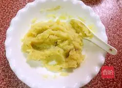 Illustration of how to make bacon mashed potatoes 5