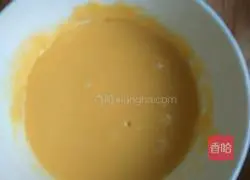 Cherry Cream Cake Recipe Illustration 4