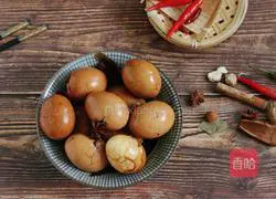 Illustration of how to make brown sugar tea eggs 11