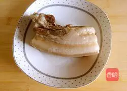 Illustration of how to make white meat rolls with garlic paste 4
