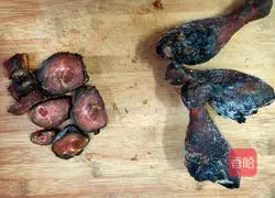 Illustration of how to make steamed sauce chicken legs 2