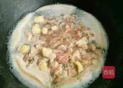 Beef with tomatoes and potatoes Illustration of how to do it 1