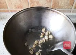 Illustration of how to make snowflake crab cakes 4