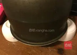 Illustration of how to make rice cooker chocolate cake 13