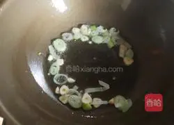 Illustrated recipe for stir-fried chicken with cucumber 8