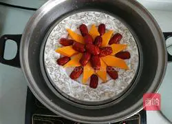 Illustration of how to make steamed pumpkin with red dates 9