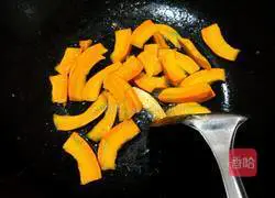 Salted egg pumpkin soup recipe 4