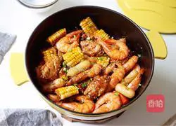 Illustration of how to make chicken wings, rice cakes and shrimps in pot 14