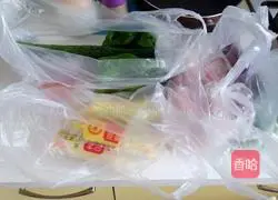 Illustration of how to make spicy shredded pork rice bowl 1