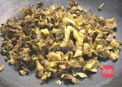 Illustration of how to make fried fish roe with pickled cabbage 6