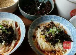 Illustration of Sichuan Dandan Noodles 10