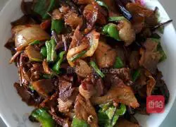 Illustration of how to cook twice-cooked pork with tea tree mushrooms 9