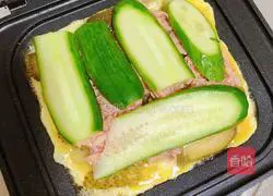 Illustration of how to make edged tuna sandwich (5-minute quick meal) 12