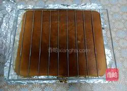 Strawberry Cream Cake Roll Recipe Illustration 18