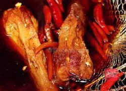 Illustration of how to make homemade spicy duck head 3