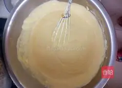 Illustration of how to make six-inch mango cheese mousse cake 6