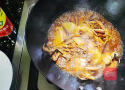 Illustration of how to make noodles with crabs 11