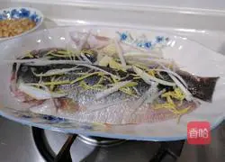 How to make steamed sea bass 1