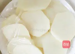 Illustration of how to make grapefruit mashed potatoes 3