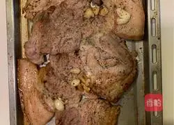 Illustration of how to make yogurt salad with pork chop 5