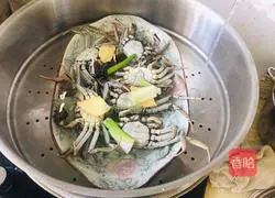Illustration of how to make steamed rice field crab 5