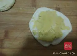 Illustration of how to make oil spin 11