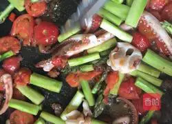 Illustration of how to make squid pasta 9