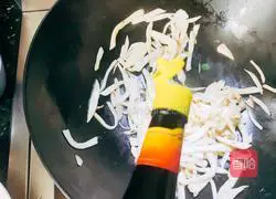 Illustration of how to make shrimps and king oyster mushrooms 9