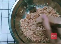 Illustration of how to make meatballs 8