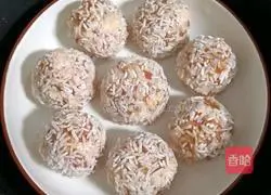 Illustration of how to make steamed meatballs with rice and quail eggs 8