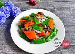 Illustration of how to make lotus pond stir-fry 6