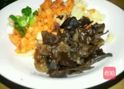 Noodles with tomato sauce Illustration of how to make slices 6