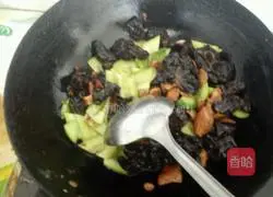 Illustration of how to make osmanthus meat 8