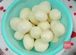 Pork ribs stewed Illustration of how to make small potatoes 1