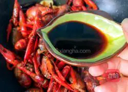 Illustration of how to make spicy crayfish 9