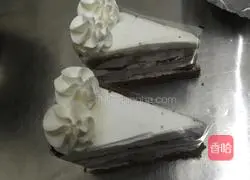 Black Forest Cake Illustration of how to do it 8